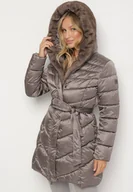 Kurtki damskie - Szara Pikowana Kurtka z Wiązanym Paskiem i Kapturem z Futerkiem Fenama - miniaturka - grafika 1
