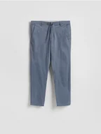 Dresy męskie - Reserved - Spodnie joggery - granatowy - miniaturka - grafika 1