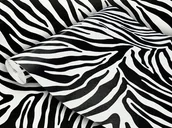Tapety - Dekoracyjna Okleina Meblowa Zebra Na Szafkę Regał Meble Komodę 45x25 - miniaturka - grafika 1