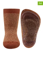 Skarpetki dla dzieci - ewers Skarpety antypoślizgowe (2 pary) "SoftStep" w kolorze jasnobrązowym - miniaturka - grafika 1