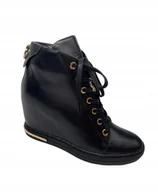 Botki damskie - Czarne botki sneakersy na koturnie Carinii B9505-E50 modne r.39 - miniaturka - grafika 1