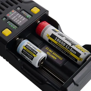 Armytek - Ładowarka Uni C2 - Adapter samochodowy - A02401C - Amunicja i osprzęt ASG - miniaturka - grafika 5