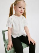 Koszulki dla dziewczynek - Reserved - T-shirt z aplikacją - złamana biel - miniaturka - grafika 1