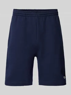 Szorty z dzianiny dresowej o kroju regular fit z naszywką z logo - Spodnie sportowe męskie - miniaturka - grafika 1