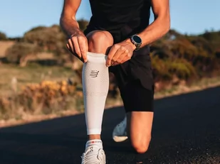 COMPRESSPORT Opaski kompresyjne na łydki R2V3 OXYGEN white - Pozostały sprzęt i akcesoria do ćwiczeń - miniaturka - grafika 4