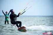 Vouchery - SurfSzkola przy molo w Jastarni Kurs Kitesurfingu "NA DOBRY POCZĄTEK" | Jastarnia - miniaturka - grafika 1