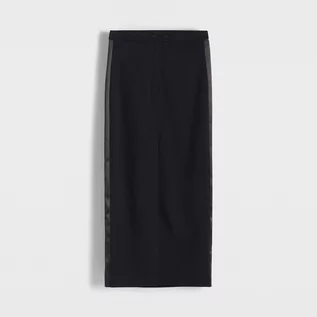 Spódnice - Reserved - Spódnica z satynową wstawką - Czarny - grafika 1