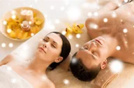 Czasopisma - “Aromatyczna randka” Pakiet SPA dla dwojga w Krakowie - miniaturka - grafika 1