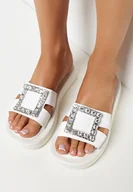 Klapki i japonki damskie - Białe Klapki na Grubej Podeszwie z Metalową Ozdobą Ellisa - miniaturka - grafika 1