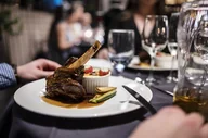 Czasopisma - Romantyczna kolacja w Restauracji Andromeda Alfa w Krakowie - miniaturka - grafika 1