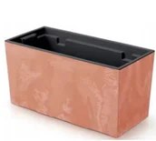 Skrzynie ogrodowe - Skrzynka Doniczka balkonowa donica Urbi Case Beton Prosperplast terakota - miniaturka - grafika 1