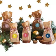 Opakowania i torebki na prezenty - KALENDARZ ADWENTOWY - TOREBKI papierowe kraft - naklejki KOLOROWE czerwony sznurek DIY - miniaturka - grafika 1