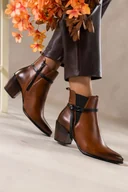 Botki damskie - Brązowe botki skórzane damskie kowbojki na ściętym klocku guma w cholewce pasek ze stalową ozdobą PRODUKT POLSKI Casu 39435 - miniaturka - grafika 1