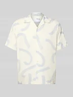 Koszule męskie - Koszula casualowa o kroju relaxed fit z mieszanki bawełny i modalu - miniaturka - grafika 1