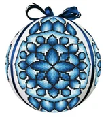 Pasmanteria - Haft krzyżykowy - Zestaw do haftu - Bombka niebieska - miniaturka - grafika 1