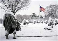 Plakaty - Korean War Memorial located in Washington D.C.’s West Potomac Park, Carol Highsmith - plakat 91,5x61 cm - miniaturka - grafika 1