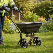 Siewniki - vidaXL Rozpylacz czarny 80 x 46 x 75 cm PVC i stal - miniaturka - grafika 1