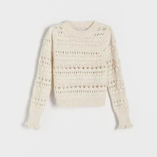 Swetry damskie - Reserved - Ażurowy sweter - Kremowy - grafika 1