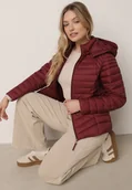 Kurtki damskie - Bordowa Klasyczna Kurtka Przejściowa z Pikowaniem i Odpinanym Kapturem Pretiella - miniaturka - grafika 1