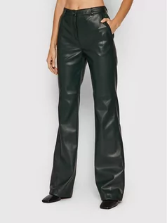 Spodnie damskie - Trussardi Spodnie z imitacji skóry 56P00251 Zielony Regular Fit - grafika 1