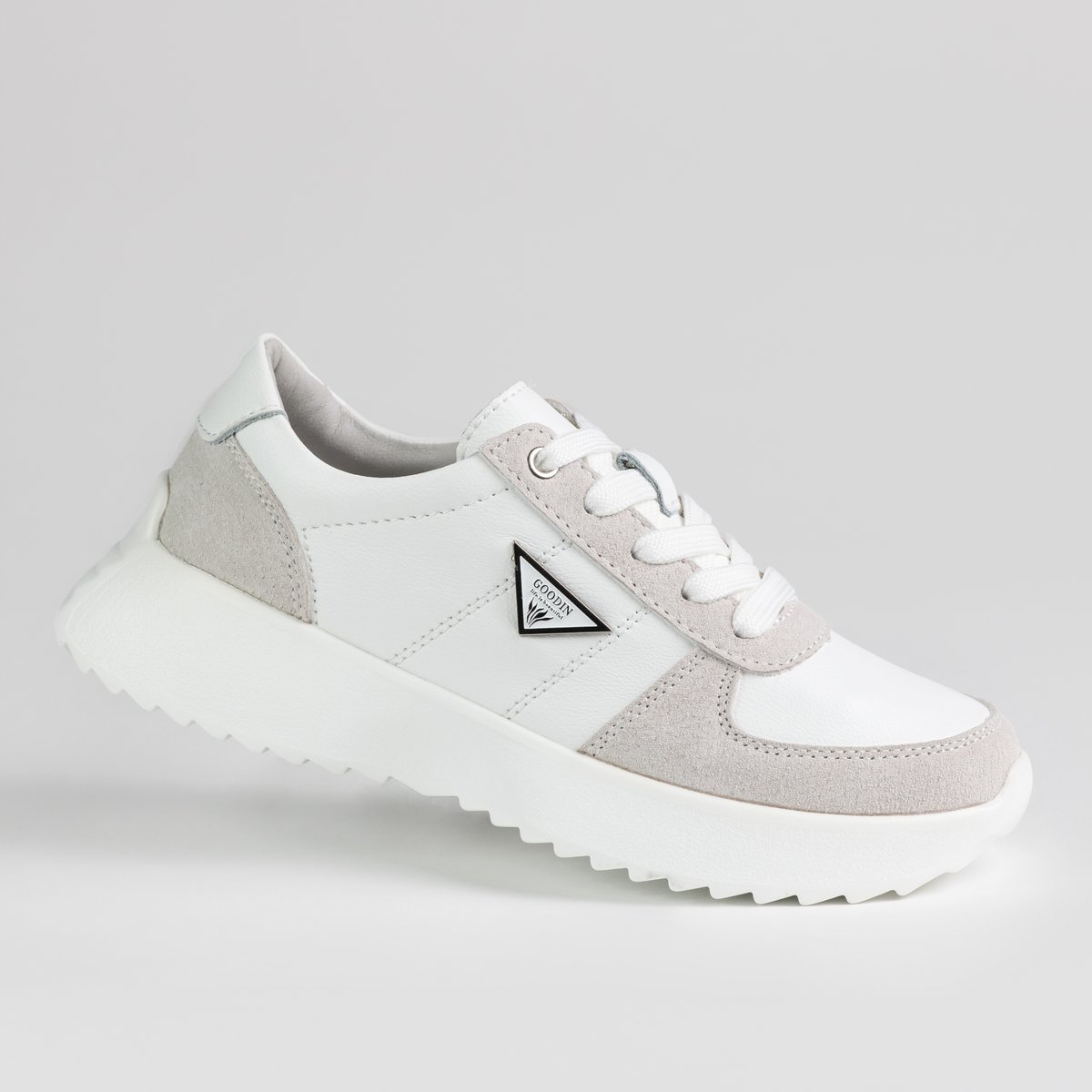 Półbuty damskie skóra naturalna GOODIN GD-XF-182 białe lekkie 36