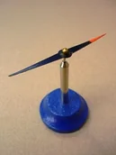 Mały naukowiec - Igła magnetyczna z podstawą - miniaturka - grafika 1