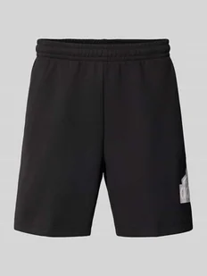 Szorty z dzianiny dresowej o kroju regular fit z detalem z logo - Spodnie sportowe męskie - miniaturka - grafika 1