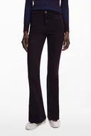 Spodnie damskie - Dżinsy damskie Desigual w kolorze fioletowym - miniaturka - grafika 1