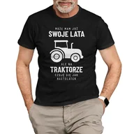 Koszulki męskie - Może mam już swoje lata, ale na traktorze się jak nastolatek - męska koszulka na prezent dla rolnika - miniaturka - grafika 1