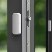 Systemy inteligentnych domów - Hama ZigBee kontakt drzwiowy/okienny, inteligentny, biały, magnetyczny - miniaturka - grafika 1