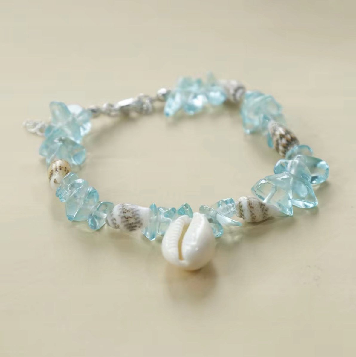 Niebieska Bransoletka z Muszlami Kamieniami Ręcznie Robiona Summer Shells