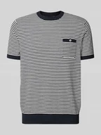 Spodnie męskie - T-shirt z kieszenią na piersi - miniaturka - grafika 1