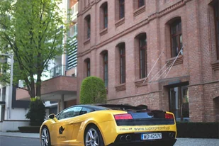 Co-drive Lamborghini Gallardo ulicami Poznania - Czasopisma - miniaturka - grafika 1