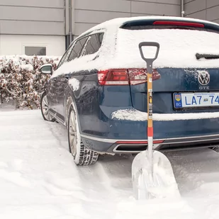 CAT Szufla J-Series Alum D-Handle, DH12 - Łopaty i widły - miniaturka - grafika 3