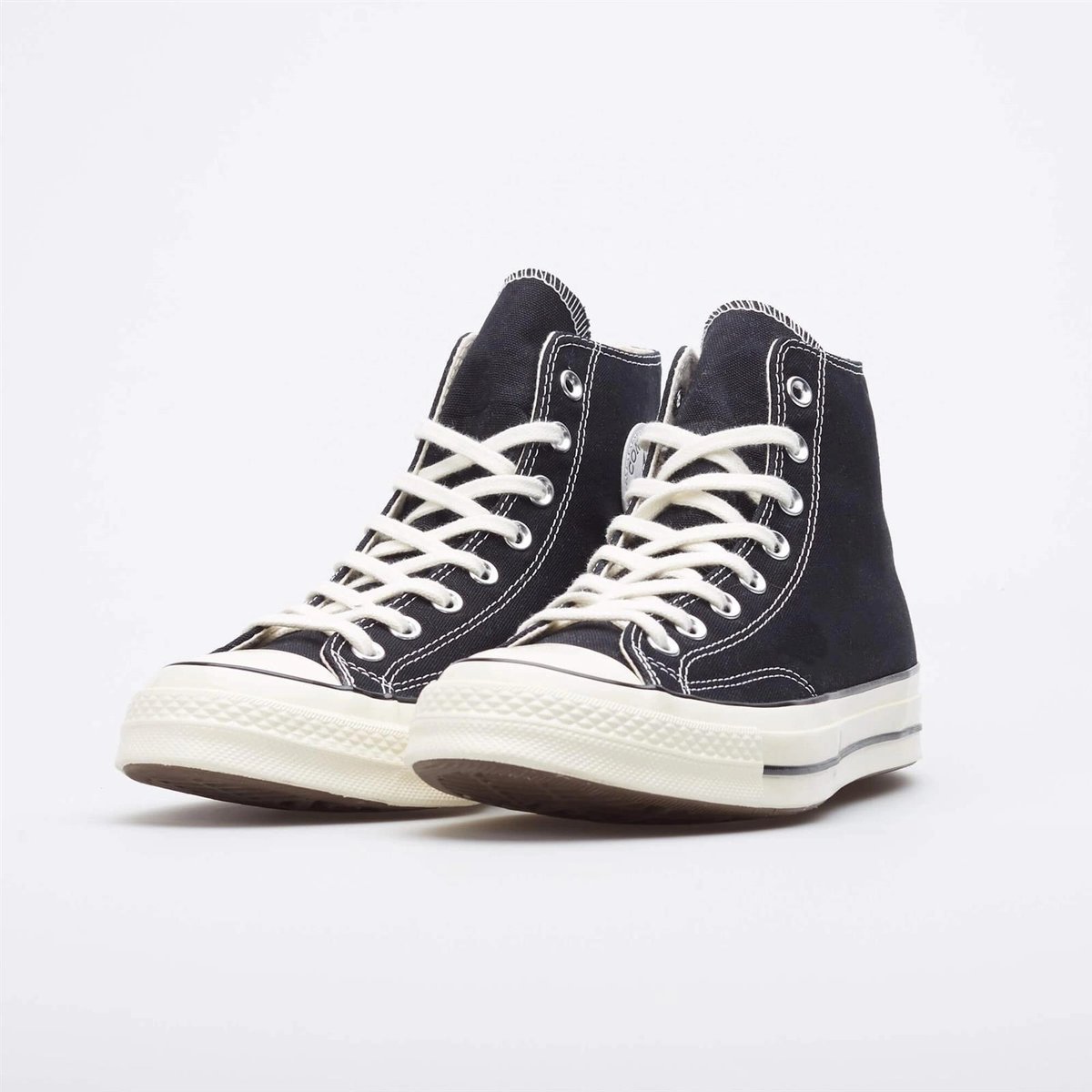 CONVERSE CZARNE TRAMPKI DAMSKIE WYSOKIE Z BIAŁĄ PODESZWĄ 37 6LA