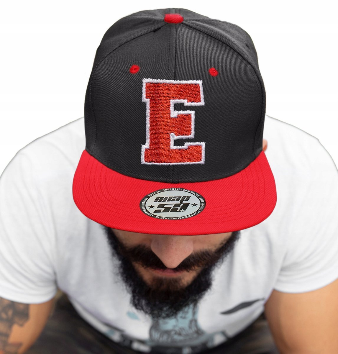 CZAPKA PROSTY DASZEK AMERICAN TWILL LITERA E HAFT