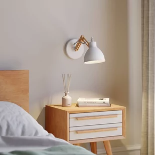 Lampa ścienna Skansen, drewniane ramię, biała - Lampy ścienne - miniaturka - grafika 1