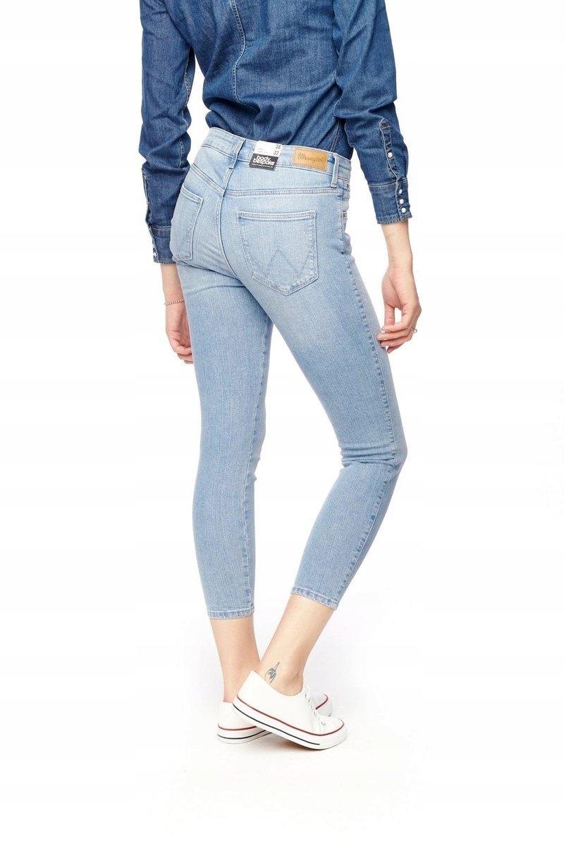 WRANGLER SKINNY CROP LIGHT CHARM W28MKR17U 31/32