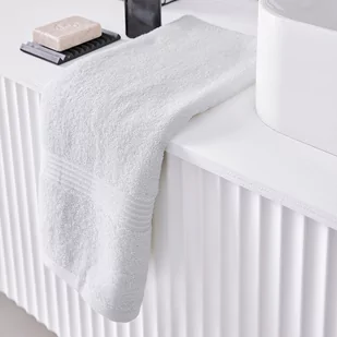 Ręcznik 450 Gramów 100% Bawełny Frotte. 70X130Cm Biały - Ręczniki - miniaturka - grafika 1