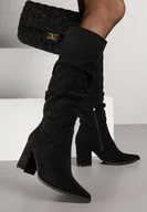 Kozaki damskie - Czarne Marszczone Kozaki z Imitacji Zamszu na Słupku Rasinessa - miniaturka - grafika 1