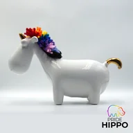 Figurki dekoracyjne - Jednorożec tęczowy pride ceramiczny biały - miniaturka - grafika 1