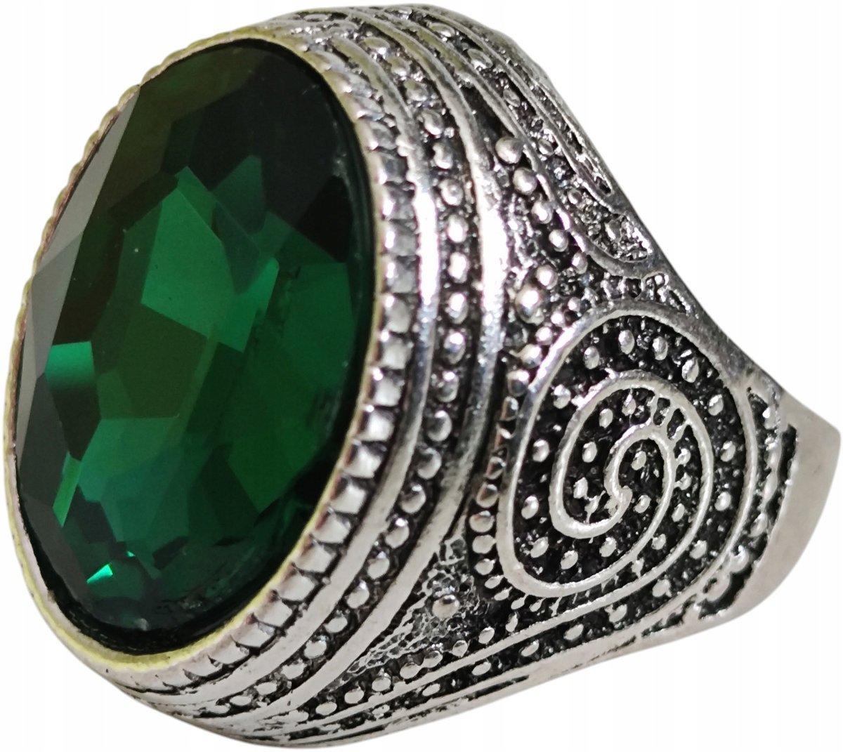 Srebrny Sygnet z Dużym Szmaragdem Zielony Kamień Stal Szlachetna Vintage