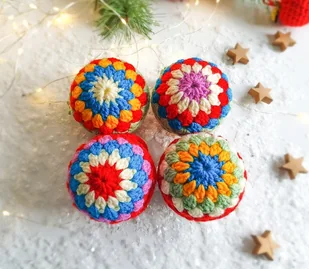 Zestaw 4 bombek na choinkę. - Bombki - miniaturka - grafika 1