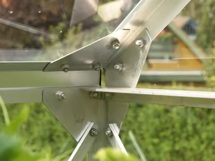 VITAVIA szklarnia ogrodowa Uranus 9900, srebrna (9.9 m2, 2.57 m x 3.83 m) + baza - Szklarnie ogrodowe VITAVIA szklarnia ogrodowa Uranus 9900, srebrna (9.9 m2, 2.57 m x 3.83 m) + baza - Szklarnie ogrodowe - miniaturka - grafika 2