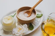 Czasopisma - Peeling całego ciała w Krakowie - miniaturka - grafika 1