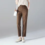 Spodnie damskie - Eleganckie spodnie damskie ołówkowe - Brązowy - miniaturka - grafika 1