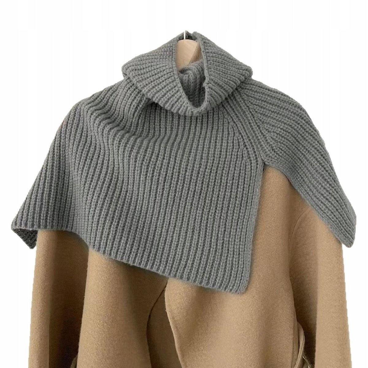 damski SZAL typu KOMIN ciepły z kołnierzem otulającym typu PONCHO na zimę