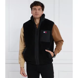 Kamizelki męskie - Tommy Jeans Bezrękawnik MIX MEDIA SHERPA VEST | Regular Fit - grafika 1