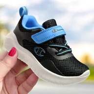Buty dla dziewczynek - Buty dziecięce Champion Low Cut S32453-KK002 24 - miniaturka - grafika 1
