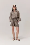 Spodenki damskie - Spodenki lniane w paski Nebo - miniaturka - grafika 1